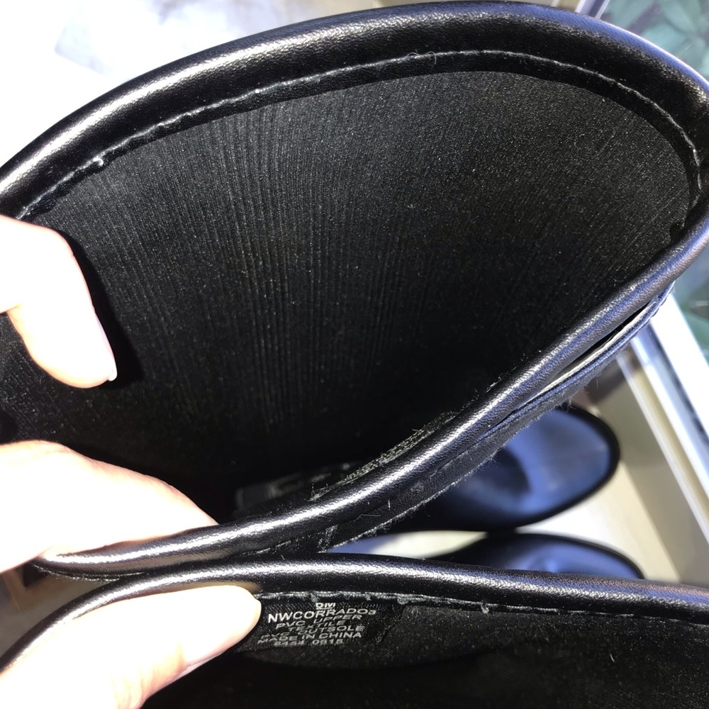 ⛈ Nine West Black Rain Boots - Picture 4 of 8